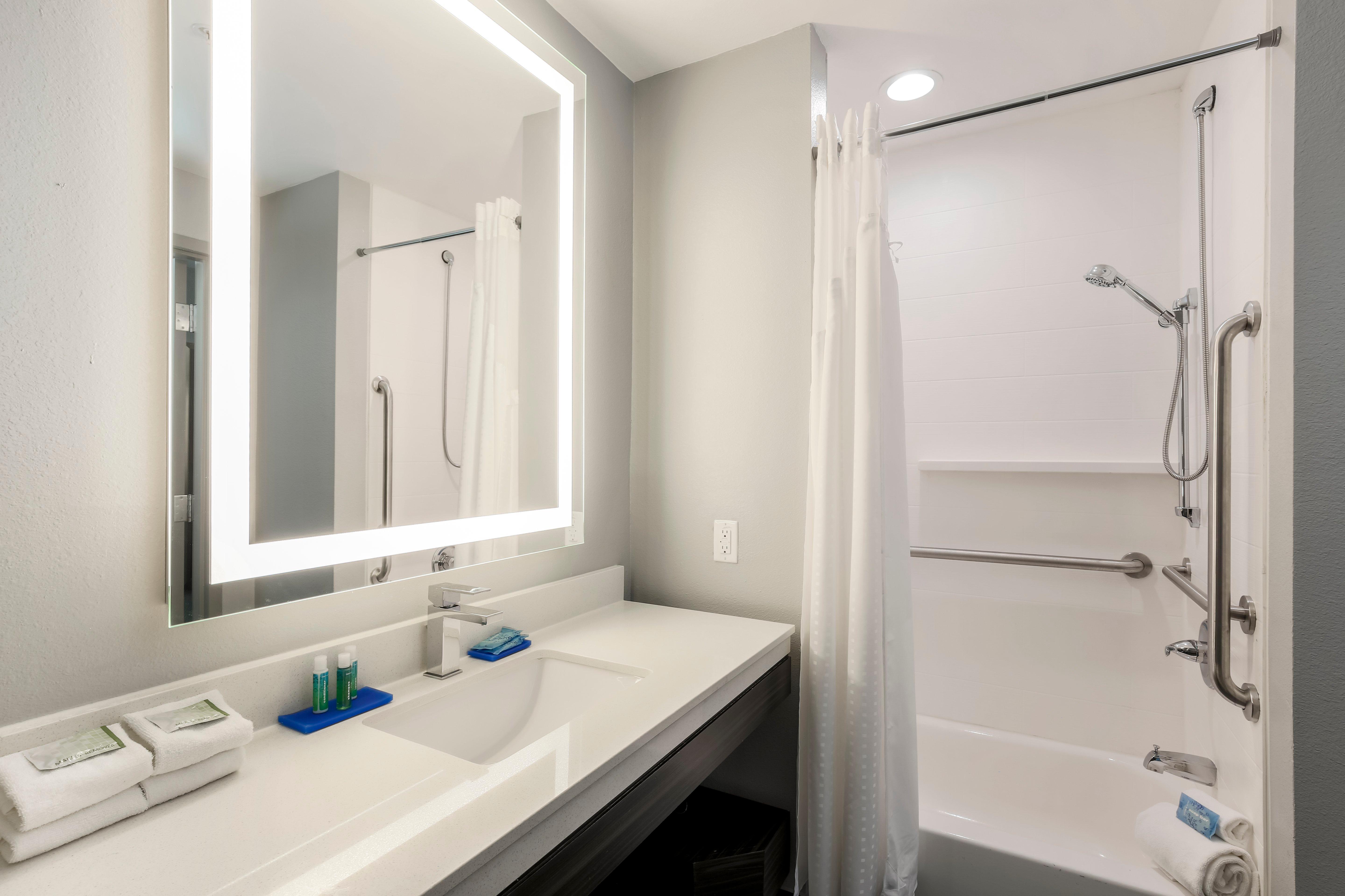 Holiday Inn Express & Suites Houston - Hobby Airport Area By Ihg Exterior photo