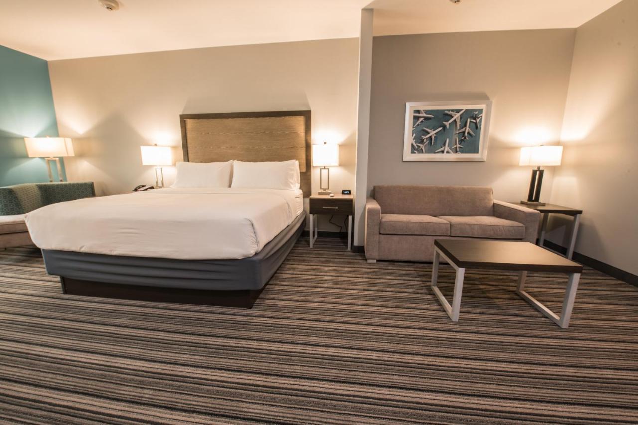Holiday Inn Express & Suites Houston - Hobby Airport Area By Ihg Exterior photo