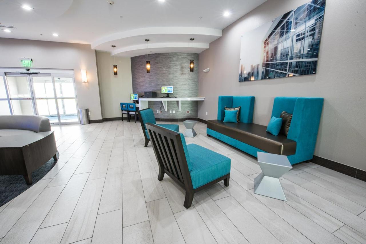 Holiday Inn Express & Suites Houston - Hobby Airport Area By Ihg Exterior photo