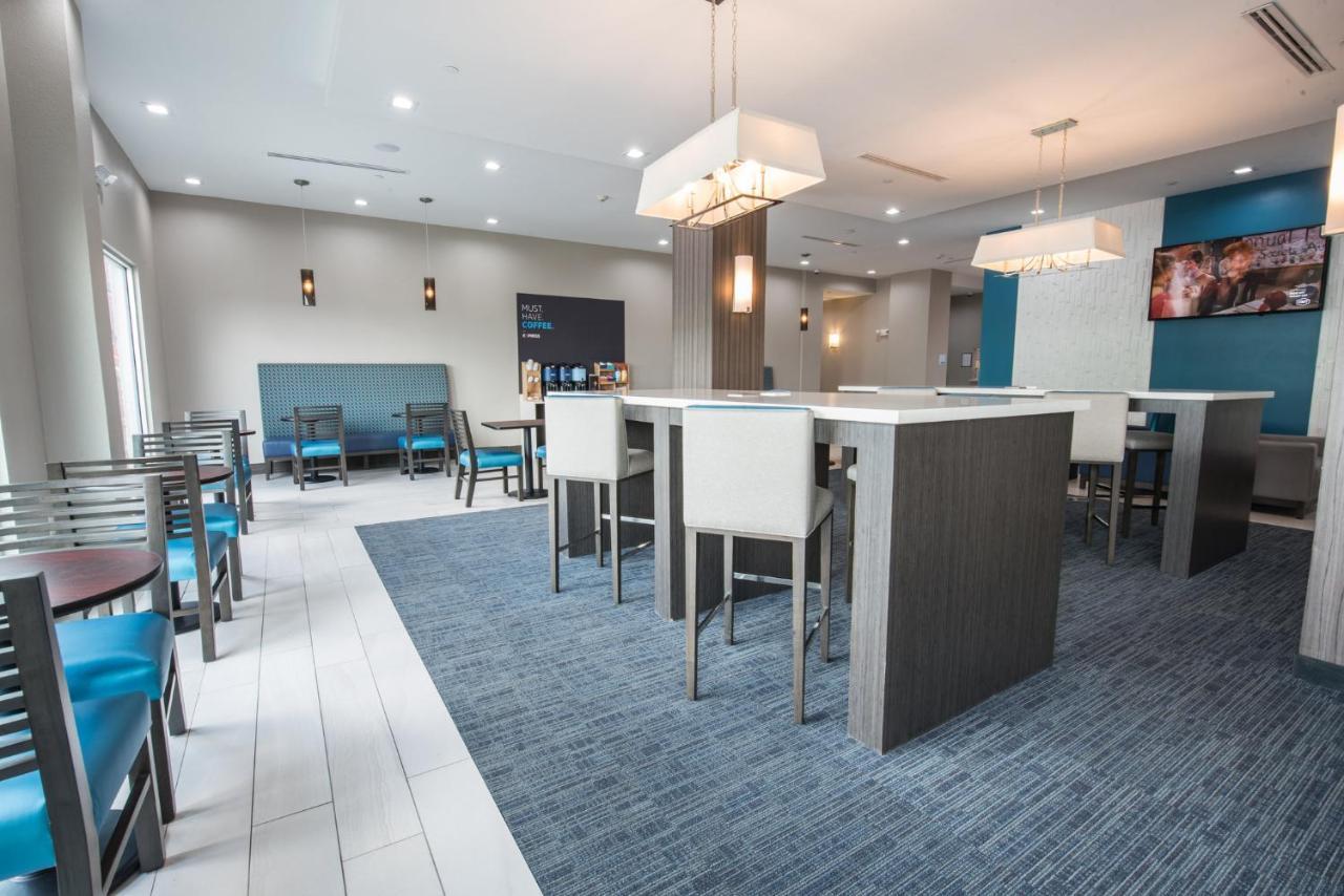 Holiday Inn Express & Suites Houston - Hobby Airport Area By Ihg Exterior photo